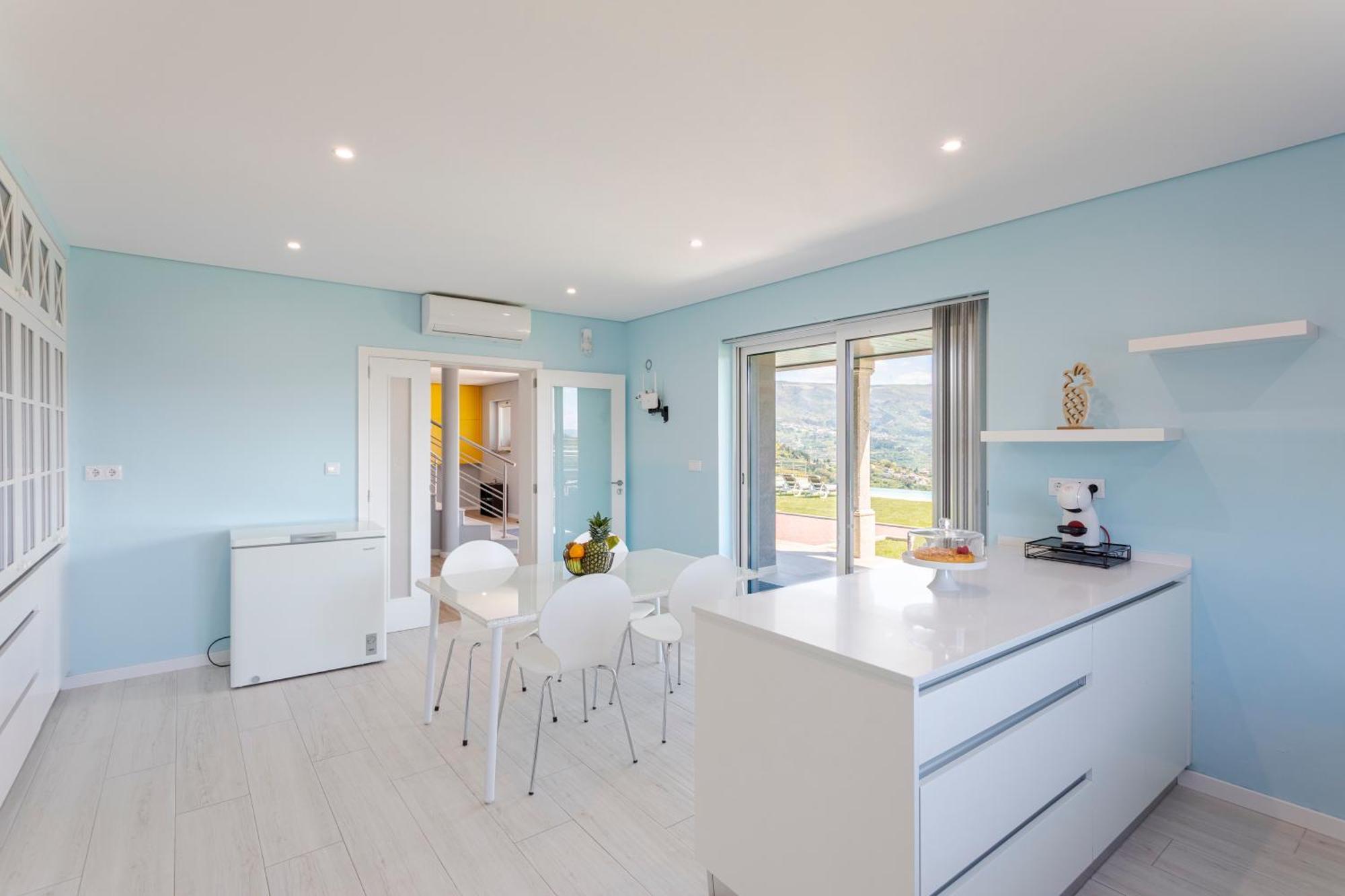 Spacious Villa Pool & Douro View By Host Wise Santa Marinha do Zêzere エクステリア 写真