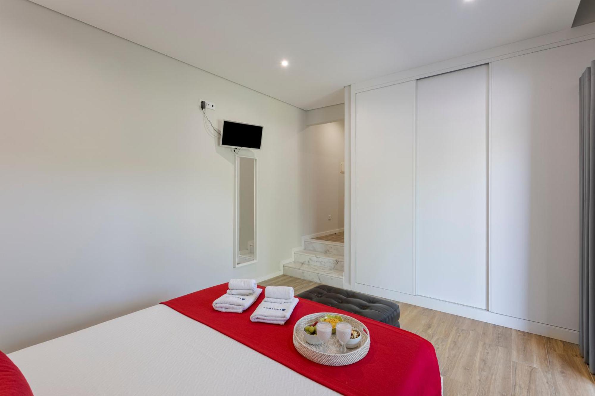 Spacious Villa Pool & Douro View By Host Wise Santa Marinha do Zêzere 部屋 写真