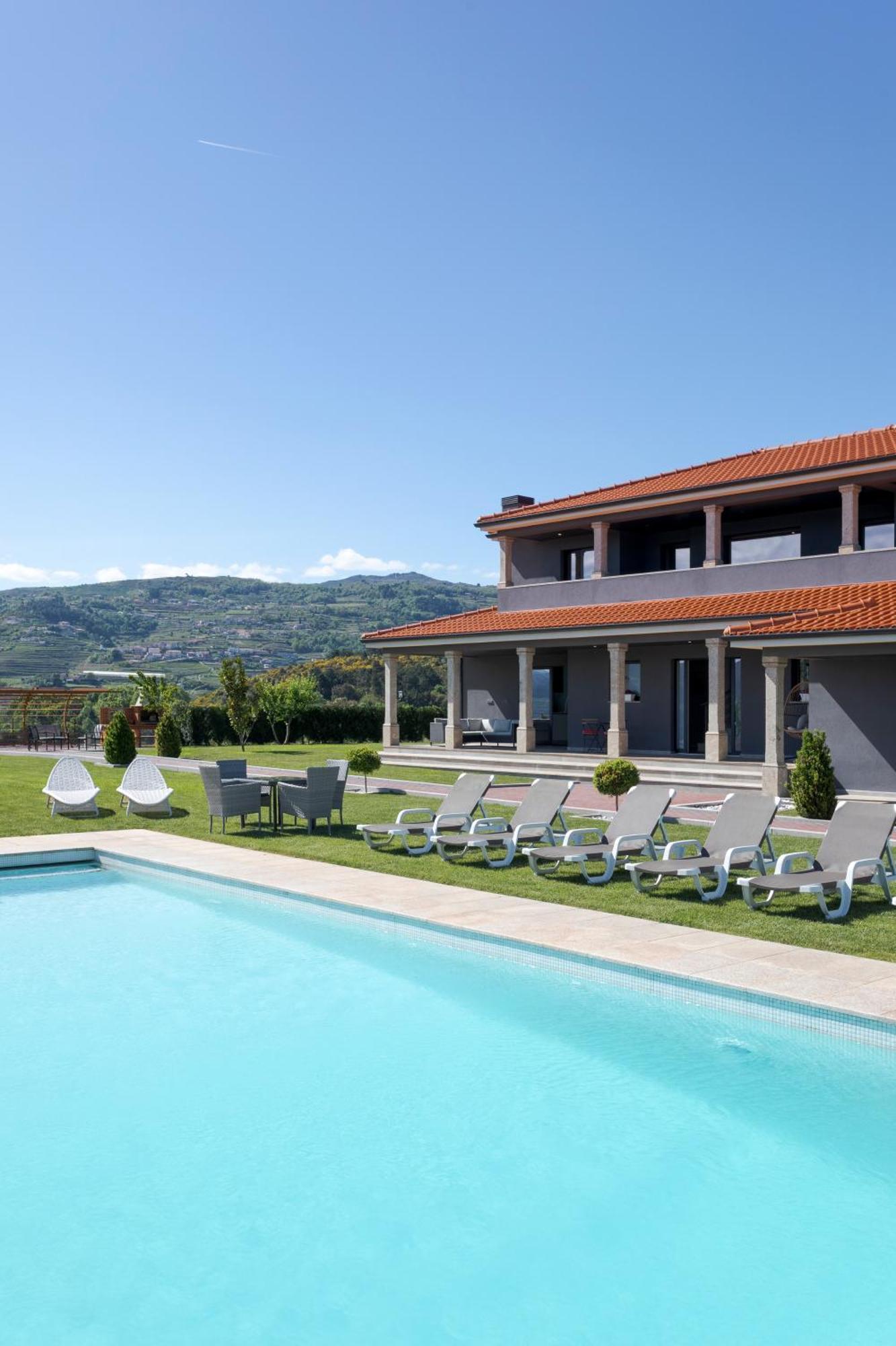 Spacious Villa Pool & Douro View By Host Wise Santa Marinha do Zêzere エクステリア 写真
